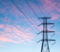 Le prix de l’électricité devrait bien chuter au 1er février 2025, mais moins que prévu