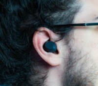 Samsung Galaxy Buds FE : un écouteur aurait brûlé dans l’oreille d’une utilisatrice, ce qu’il faut savoir