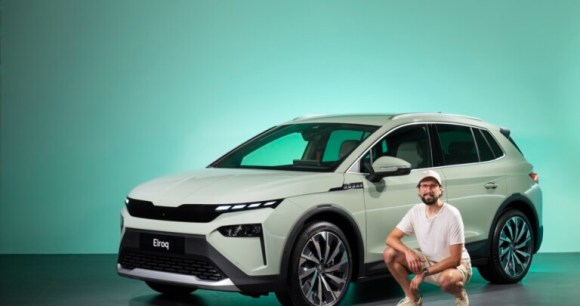 On est montés à bord de la Skoda Elroq électrique : moins de 30 000 € et un format inédit chez Volkswagen