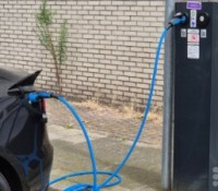 1 200 km en voiture électrique de Paris à Amsterdam : mes astuces pour réduire les coûts de trajet