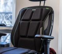 Prise en main du Razer Freyja, le coussin à retour haptique qui vous fera vibrer en plein jeu