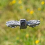 DJI Neo : ce drone de poche 4K, idéal pour les créateurs de contenus, coûte à peine 160 € grâce à cette offre