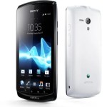 Le Xperia Neo L, le premier smartphone de Sony embarquant nativement Android Ice Cream Sandwich