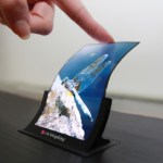 LG, un écran OLED de 5 pouces incassable et flexible sera présenté au SID