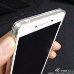 En photo, l’Oppo R1 dévoile quelques caractéristiques et un design soigné