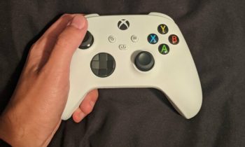 Manette Xbox Series S/X en fuite // Source : Twitter Zak S