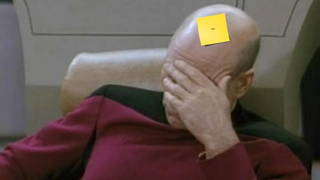 Un facepalm, mais avec un post-it. // Source : Montage