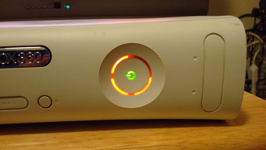 Le Red Ring of Death de la Xbox 360 // Source : Wikimedia Commons/Ryan Glenn