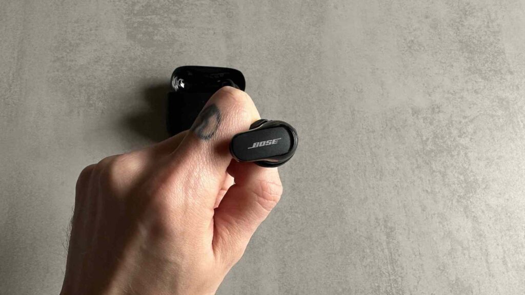 Écouteurs QuietComfort Earbuds II // Source : Maxime Claudel pour Numerama