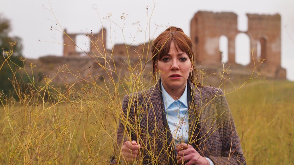 Diane Morgan dans Planète Cunk // Source : BBC Two / Netflix