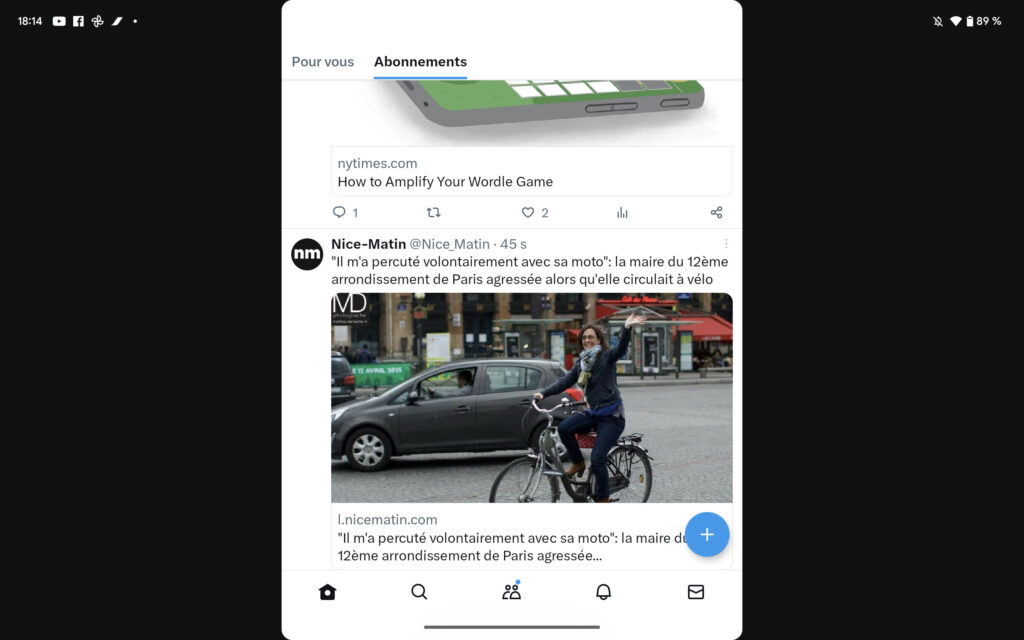 Twitter sur une tablette Android… L'application n'est pas du tout adaptée au grand écran, ce qui la rend inutilisable.