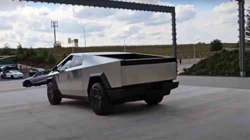 Tesla Cybertruck  // Source : Capture vidéo Dirty Tesla