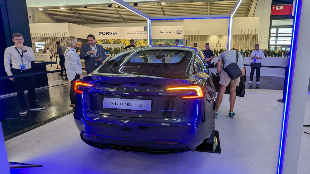 Nouvelle génération de Model 3 // Source : Raphaelle Baut