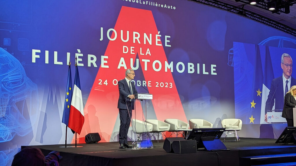 Bruno Le Maire lors de la journée de la filière auto // Source : Raphaelle Baut