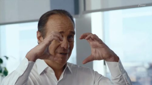 Xavier Niel présente sa nouvelle box, la Freebox Ultra // Source : Free