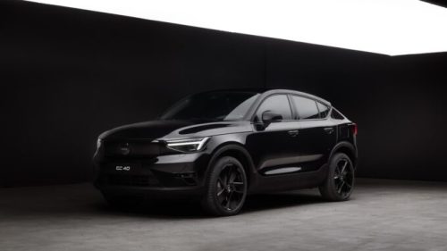 Volvo EC40 Black Edition // Source : Volvo