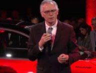 Carlos Tavares lors du reveal Alfa Romeo Milano // Source : Capture du live Alfa 