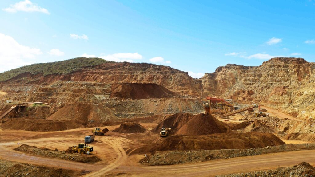 Une mine de nickel en Nouvelle-Calédonie, exploitée par Nickel Mining Company // Source : Nickel Mining Company 