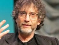 Neil Gaiman en 2019 // Source : nrkbeta/wikimédias