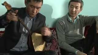 L’art traditionnel kazakh du dombra kuï