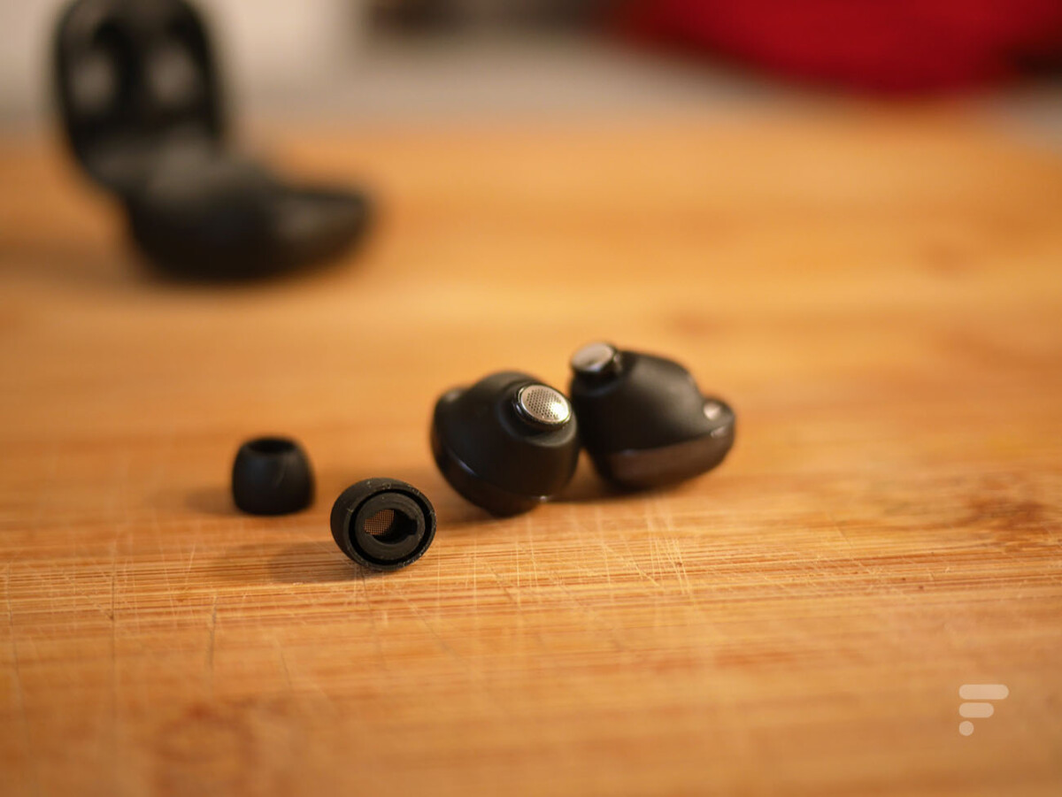 La grille de haut-parleur des écouteurs Samsung Galaxy Buds Pro