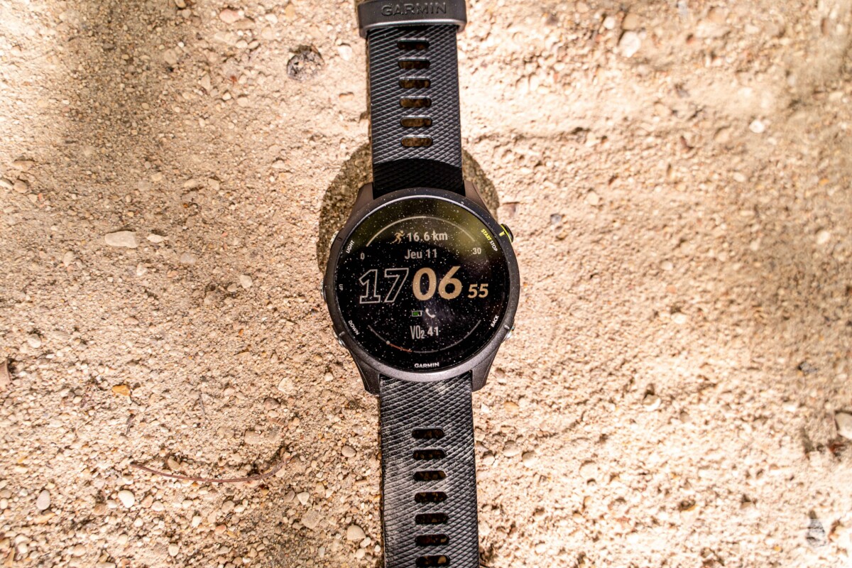 La Garmin Forerunner 255