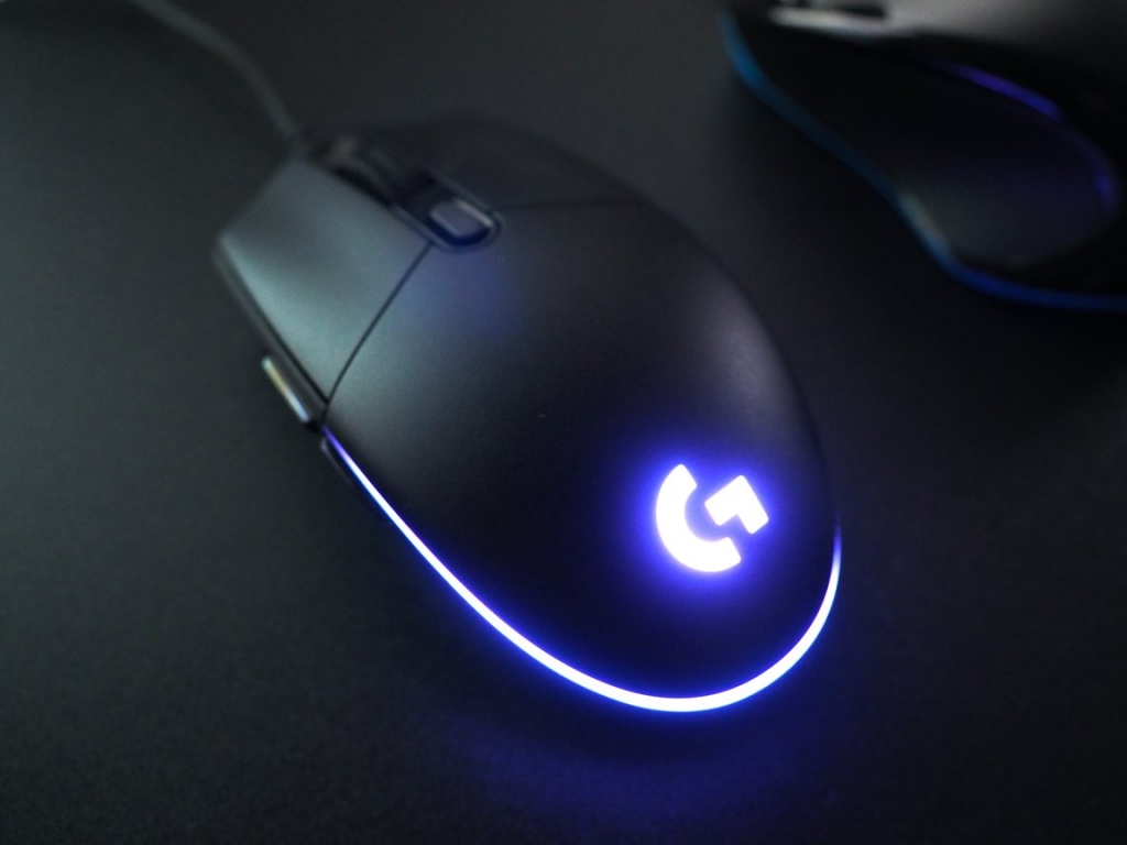 PRO GAMING MOUSE