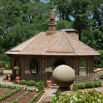 Crescent Drive Garden Gazebo