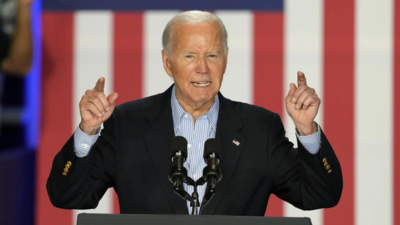 'Pass the torch': Top Democrat presses Biden to withdraw from presidential race