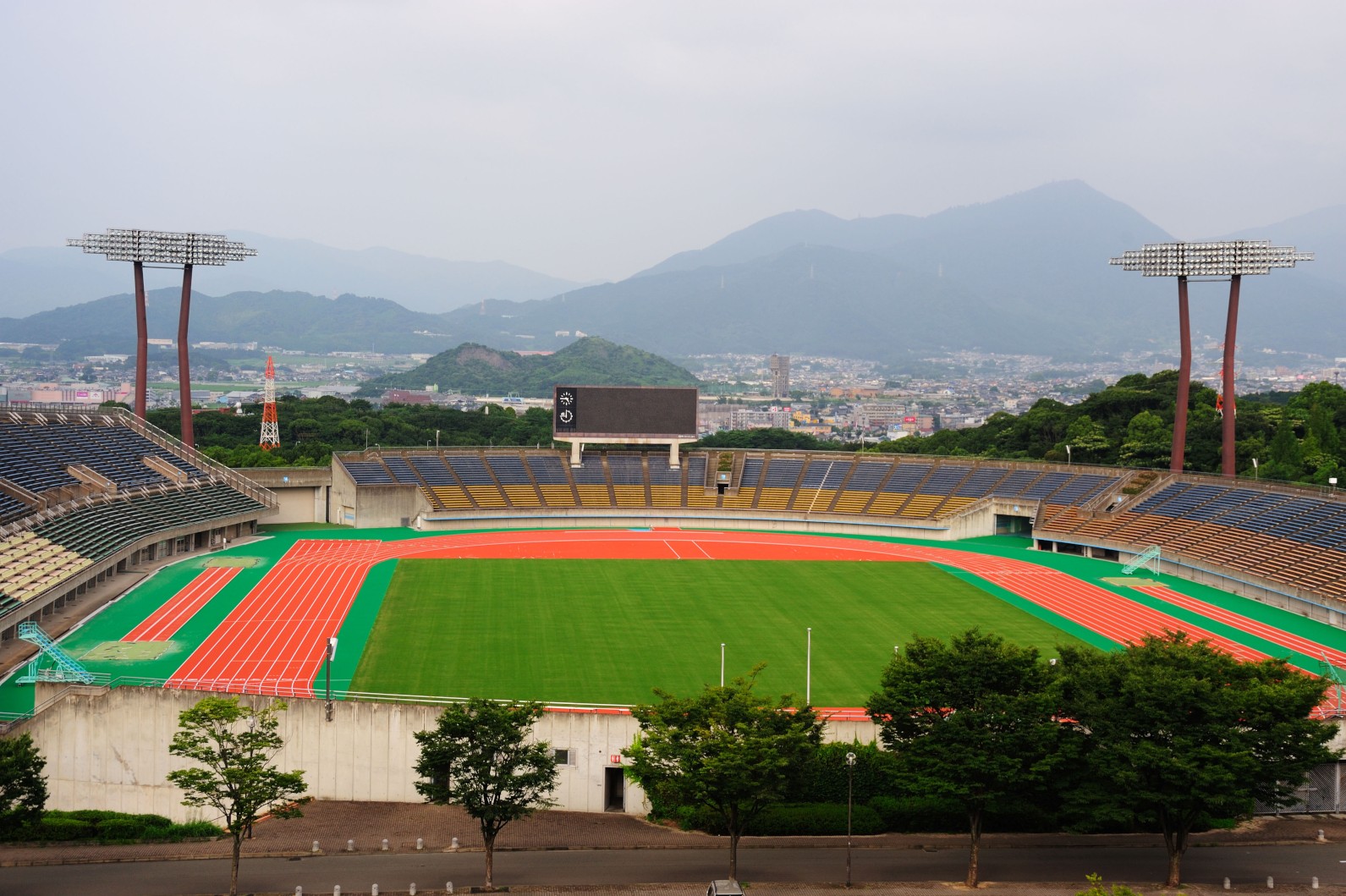 博多の森陸上競技場