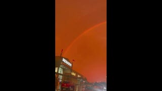 Red sky filled with rainbow draws eyes upward in Minnesota - Fox News