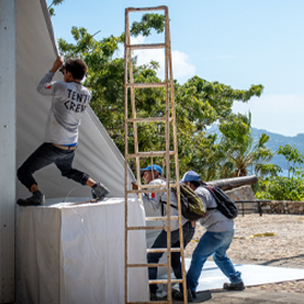 Trabajadores en Acapulco