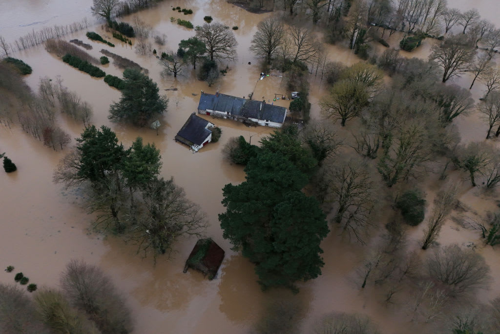 Cette situation en Ille-et-Vilaine fait suite au passage dimanche de la dépression Herminia, qui a succédé à la tempête Eowyn.