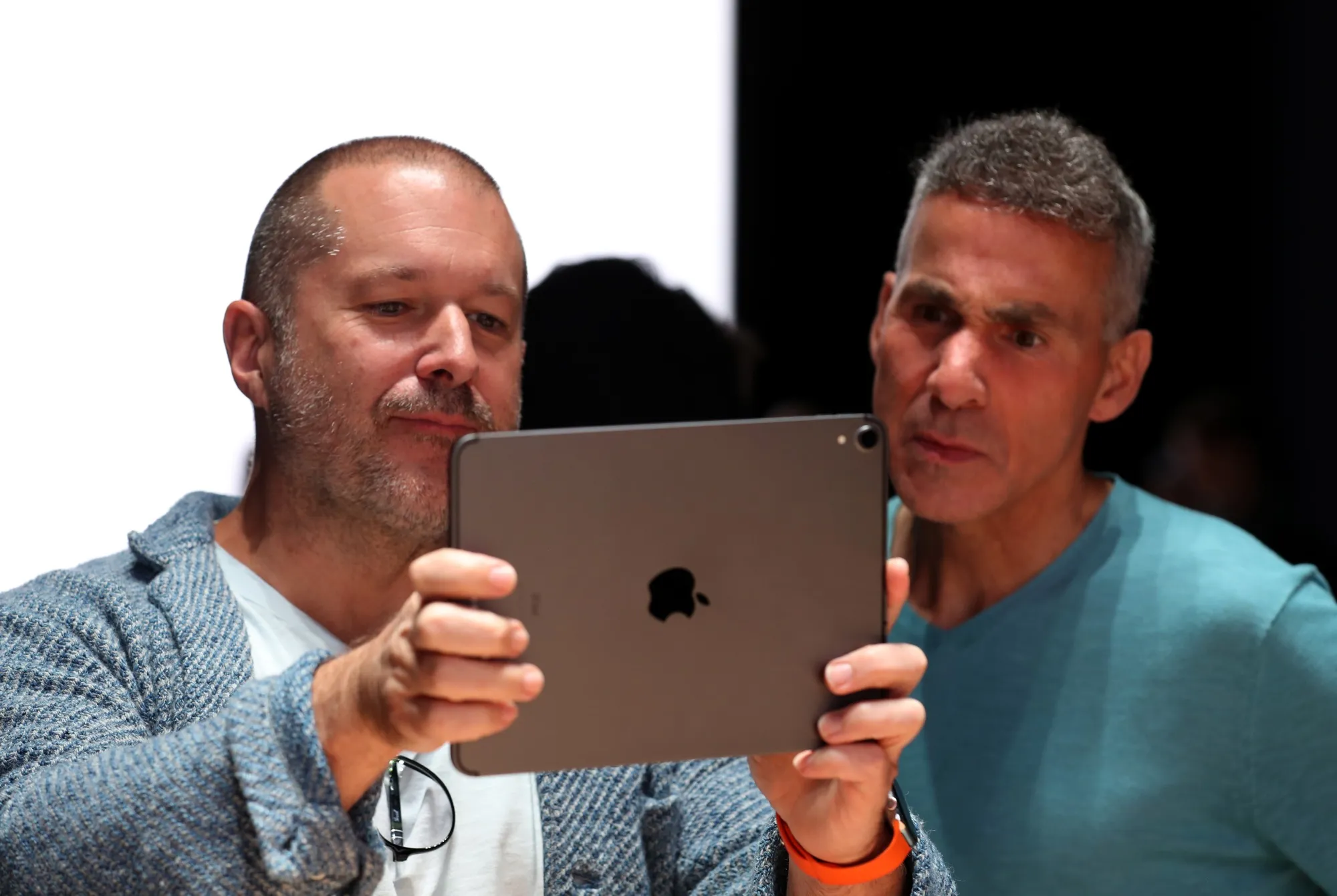 Dan Riccio, right, and Jony Ive in 2019.