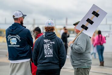 US Dockworker Strike Shutters Eastern And Gulf Coast Ports