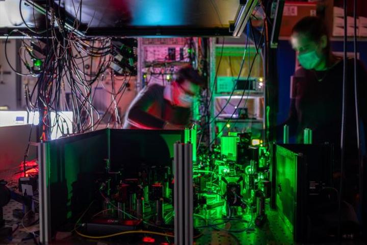 Researchers at the QuTech collaboration have managed to teleport quantum information between two non-adjacent nodes for the first time