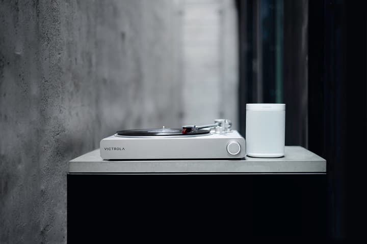 The Stream Carbon turntable "requires no additional equipment for connecting to a Sonos ecosystem, allowing effortless setup and easy control with the Sonos app"