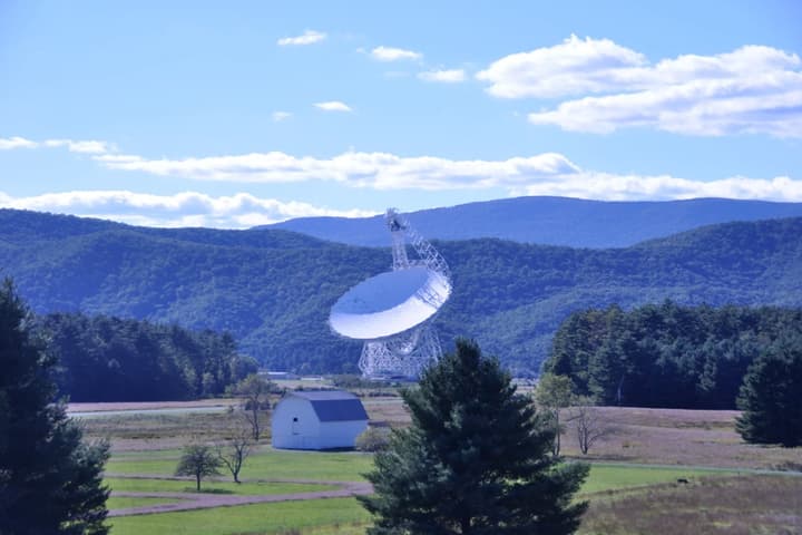 A new study assumed aliens would use a radio telescope equivalent to the one at Green Bank to deduce whether they might be able to detect us