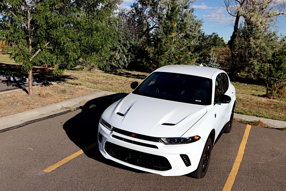 The 2023 Dodge Hornet is a strong looker