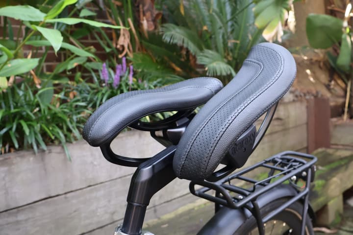 The vabsRider is claimed to be "the world's first virtual axis bicycle seat"