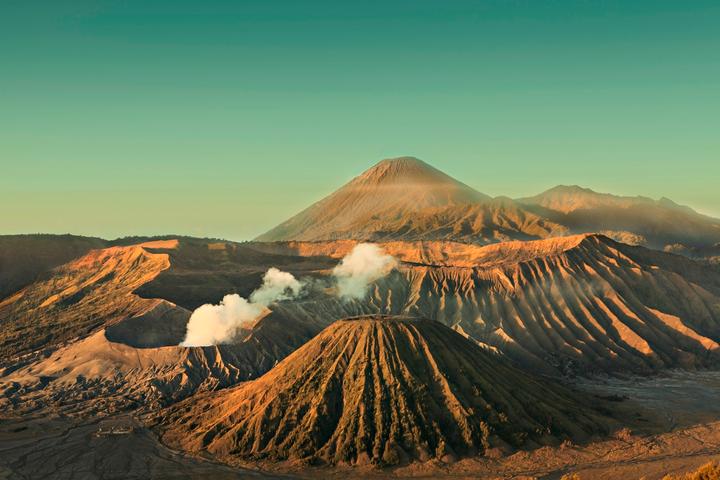 Tropical tectonic activity, such as that occurring in Indonesia today, may have triggered ice ages in the past