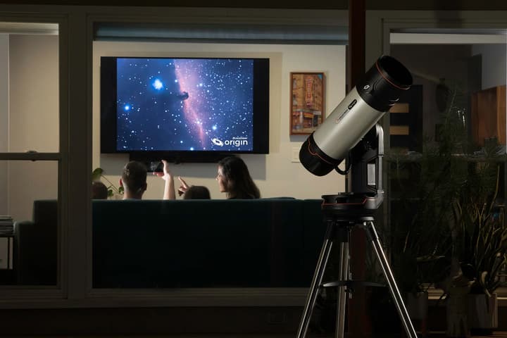 The Celestron Origin system allows for screen mirroring, meaning that celestial objects captured by the telescope's Sony image sensor can be cast to a smart TV or projector via a companion mobile app