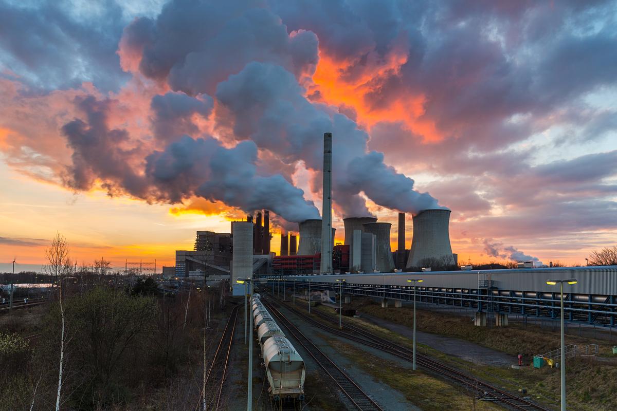 Concentration of atmospheric CO2 has now hit 415.26 ppm, the highest point in human history