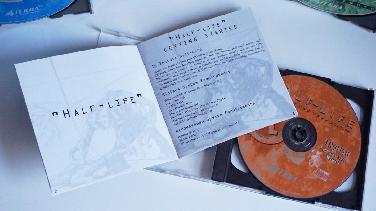 A photo of the instruction manual for Half-Life