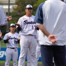 ヤクルトが春季キャンプ打ち上げ　清水が手締めのあいさつ「ヤり返せ！」