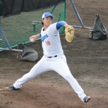 中日・梅津、毎回先頭打者の出塁を許すも3回1失点　力強い直球でロッテ打線を抑える