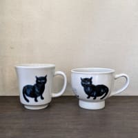 砥部焼展 清月窯さんの猫柄のマグカップと小鉢