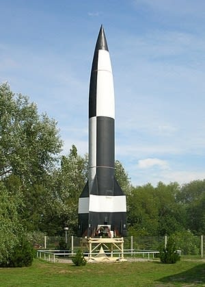 A4ロケット,V2ミサイル,宇宙ロケット,弾道ミサイル,フォンブラウン,Aggregatロケットシリーズ,ロケット,ミサイル,ドイツ軍,乗り物,