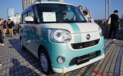 ダイハツが『初音ミク車』を展示！　普通におしゃれで乗ってみたい