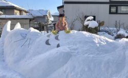 【話題】雪の「トトロ」をご覧ください！　トトロいたんか～！